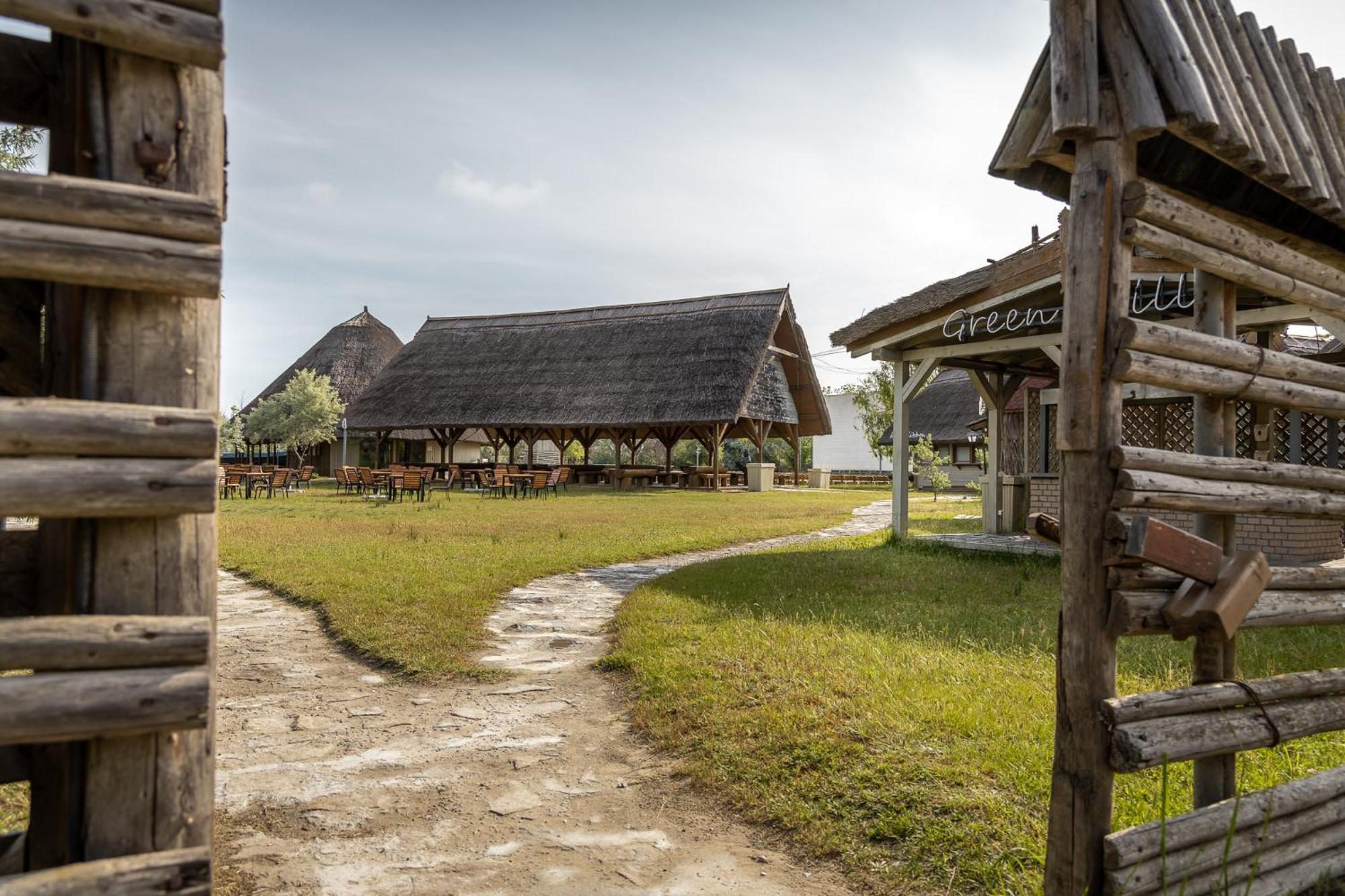 Dolphin Camping Sfântu Gheorghe Exterior foto