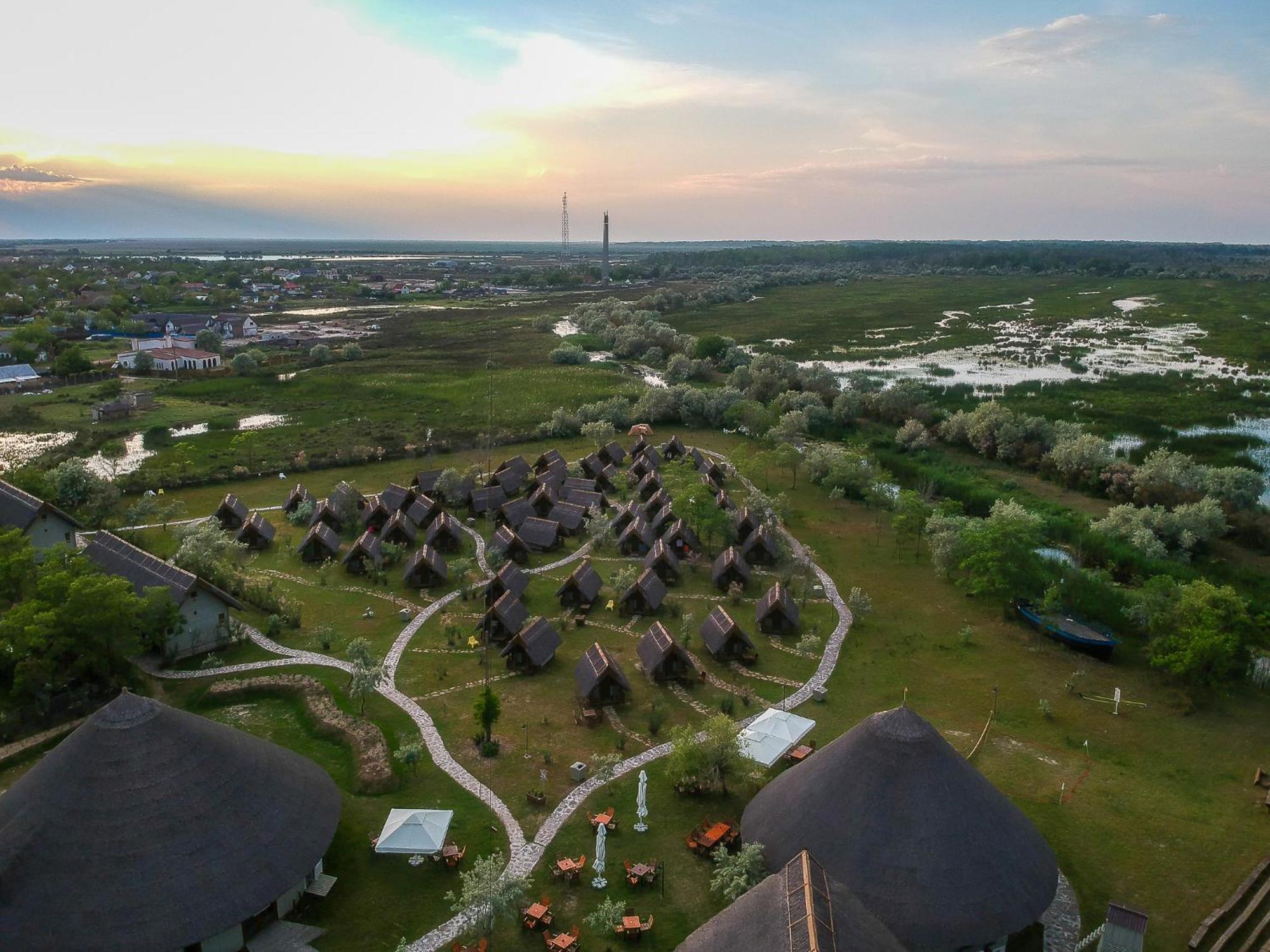 Dolphin Camping Sfântu Gheorghe Exterior foto