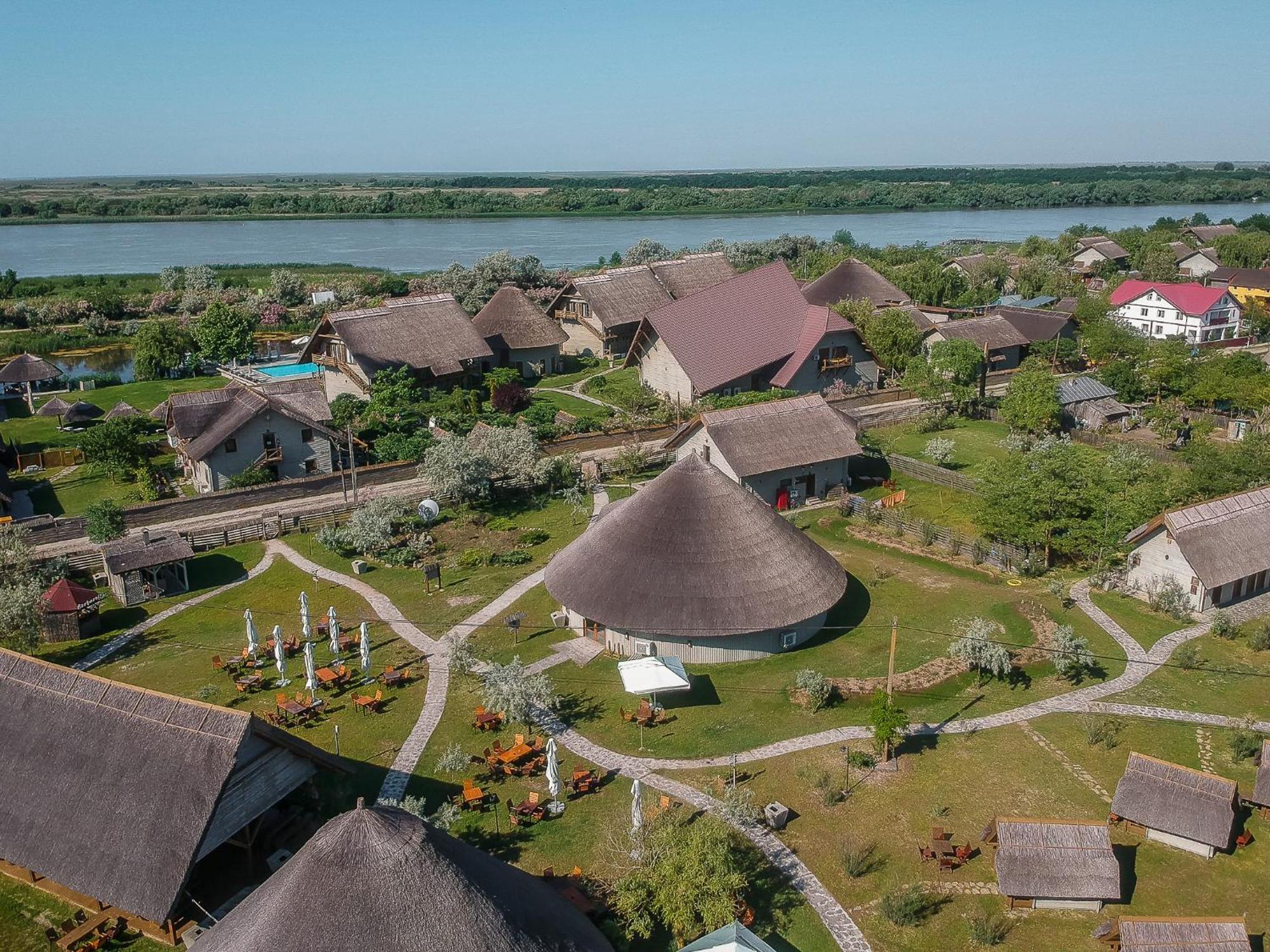 Dolphin Camping Sfântu Gheorghe Exterior foto