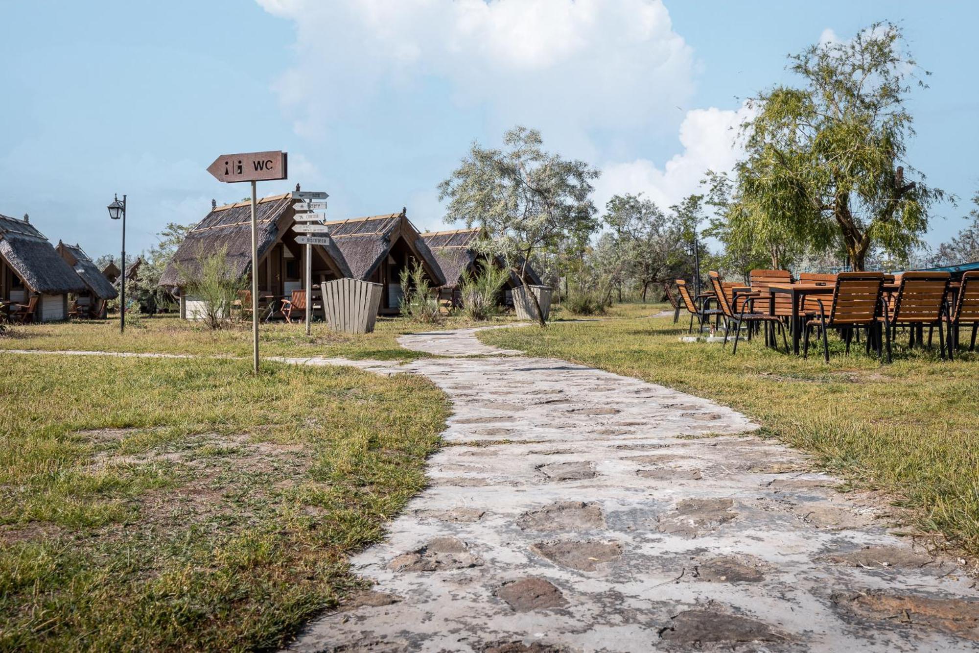 Dolphin Camping Sfântu Gheorghe Exterior foto