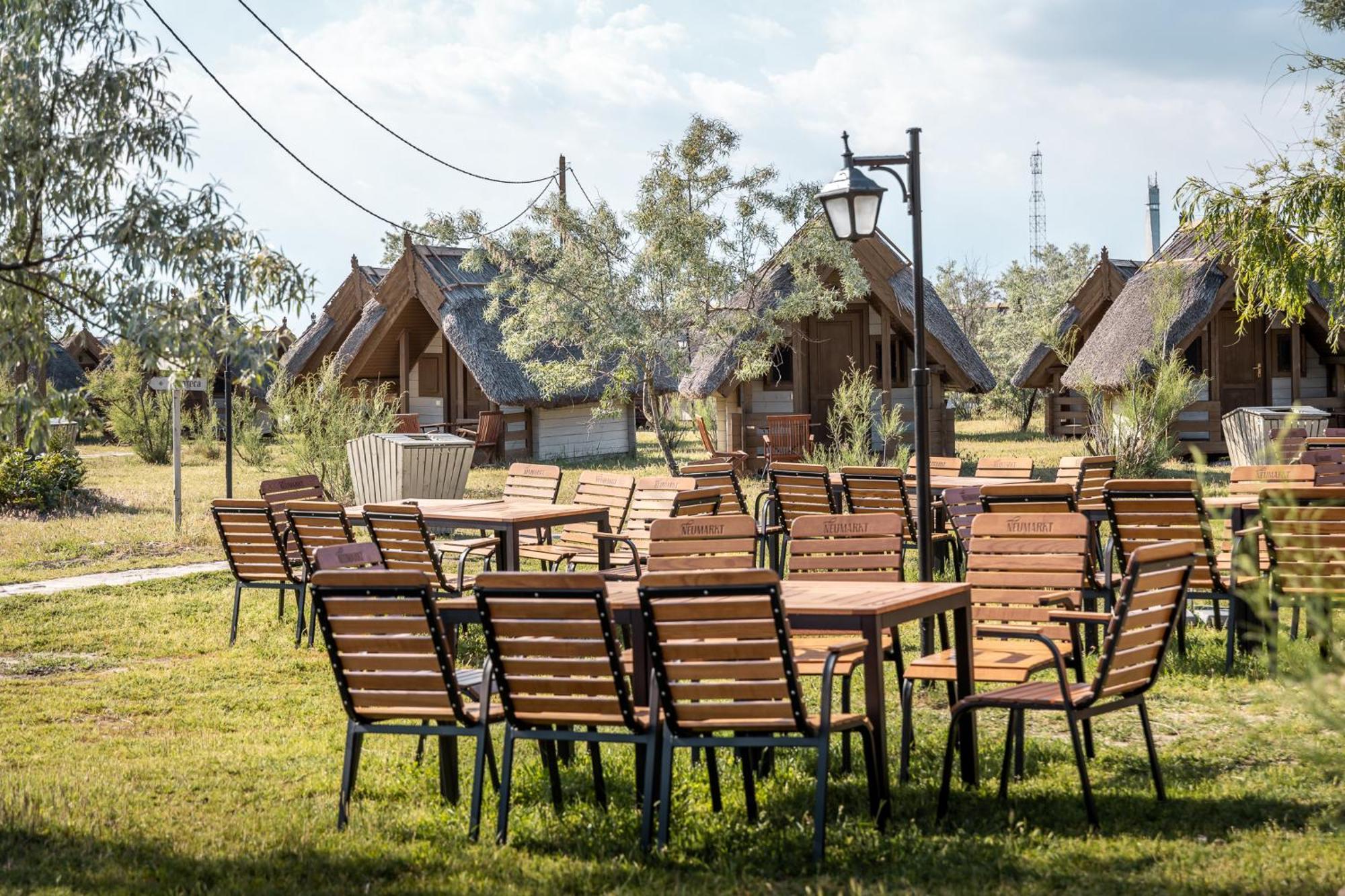 Dolphin Camping Sfântu Gheorghe Exterior foto
